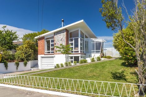 Photo of property in 271 Lake Terrace Road, Shirley, Christchurch, 8061