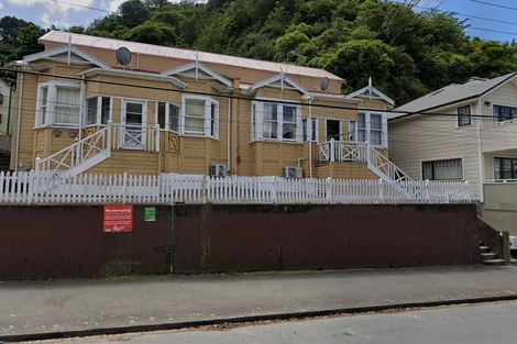Photo of property in 142 Aro Street, Aro Valley, Wellington, 6021