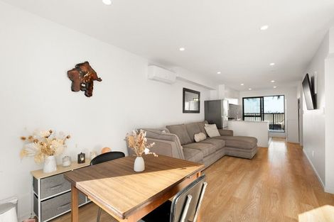 Photo of property in 13 Oki Place, Glenfield, 0629
