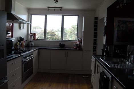 Photo of property in 39 Price Crescent, Mount Wellington, Auckland, 1060