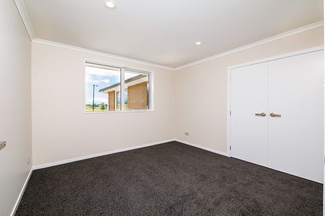 Photo of property in 29 Twin Parks Rise, Papakura, 2110