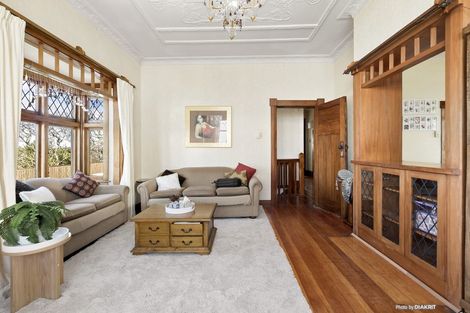 Photo of property in 37 Karepa Street, Brooklyn, Wellington, 6021