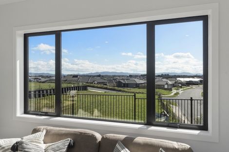 Photo of property in 24 Drower Glen, Flagstaff, Hamilton, 3210