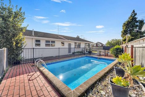 Photo of property in 1 D'arcy Place, Taradale, Napier, 4112