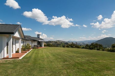 Photo of property in 92 Eskridge Drive, Eskdale, Napier, 4182