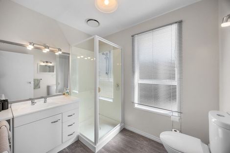 Photo of property in 14 Wairau Road, Albert Town, Wanaka, 9305