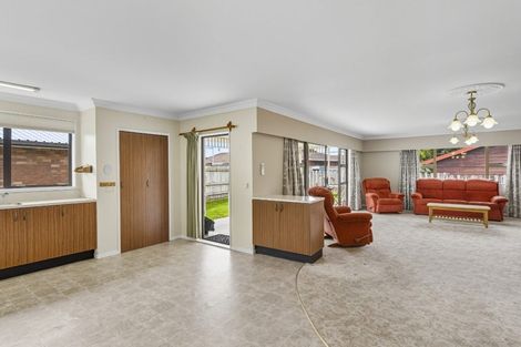 Photo of property in 11 The Avenue, Paraparaumu Beach, Paraparaumu, 5032