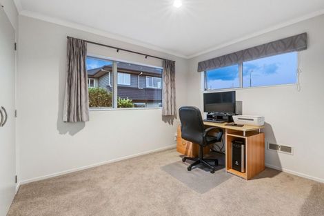 Photo of property in 63 Chesterfield Way, Orewa, 0931