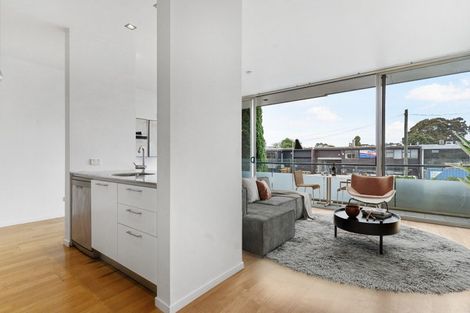 Photo of property in 2/24 Westmoreland Street West, Grey Lynn, Auckland, 1021