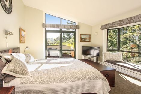 Photo of property in 35 Tanekaha Road, Titirangi, Auckland, 0604