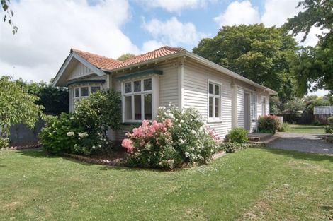Photo of property in 11 Woodville Street, Edgeware, Christchurch, 8013