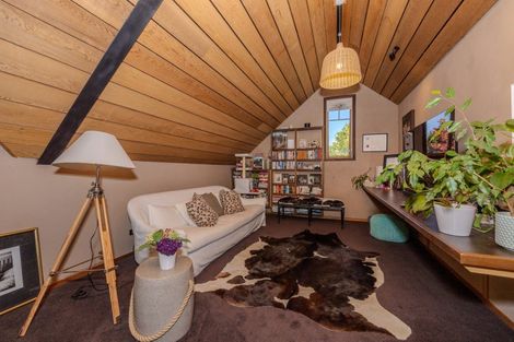 Photo of property in 270 Beacon Point Road, Wanaka, 9305