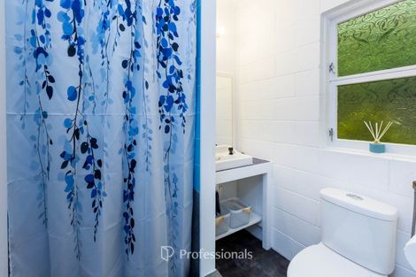 Photo of property in 52 Cypress Drive, Maungaraki, Lower Hutt, 5010