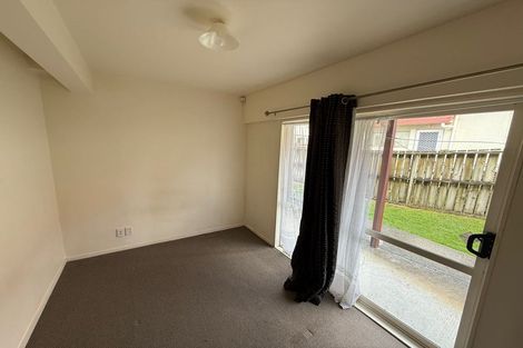Photo of property in 8 Rutland Road, Stanley Point, Auckland, 0624