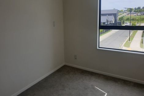Photo of property in 11 Hoiho Road, Pukekohe, 2120
