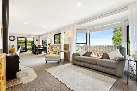 Photo of property in 38 Crows Road, Swanson, Auckland, 0614