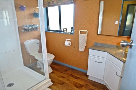 Photo of property in 9 Sylvia Way, Te Horo Beach, Otaki, 5581