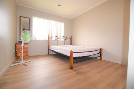 Photo of property in 23 Leafield Crescent, Henderson, Auckland, 0612