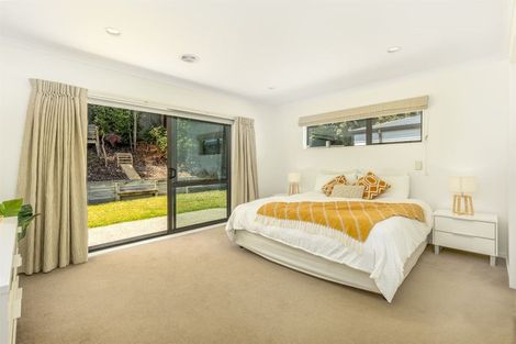 Photo of property in 22 Bluewater Place, Paraparaumu, 5032