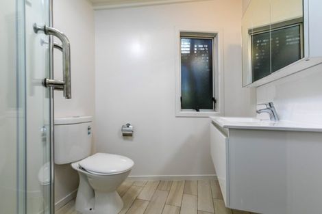 Photo of property in 40 Waitea Road, Muriwai, Waimauku, 0881