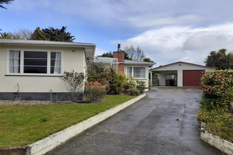 Photo of property in 12 Miles Place, Awapuni, Palmerston North, 4412