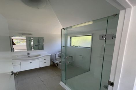 Photo of property in 941a East Coast Road, Torbay, Auckland, 0630