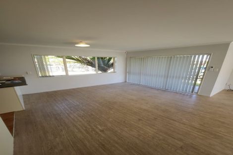 Photo of property in 27 Emmerdale Avenue, Papakura, 2110