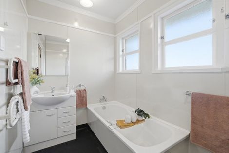 Photo of property in 12 Lark Street, Taihape, 4720