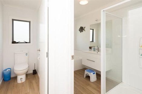 Photo of property in 7 Nikau Place, Hawera, 4610