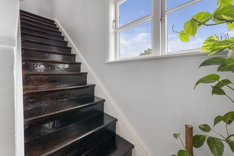 Photo of property in 44 Athlone Crescent, Avalon, Lower Hutt, 5011