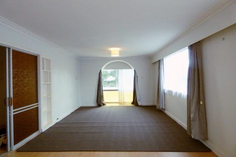 Photo of property in 64 Record Street, Fitzroy, New Plymouth, 4312