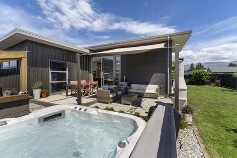 Photo of property in 67 Larch Crescent, Alexandra, 9320