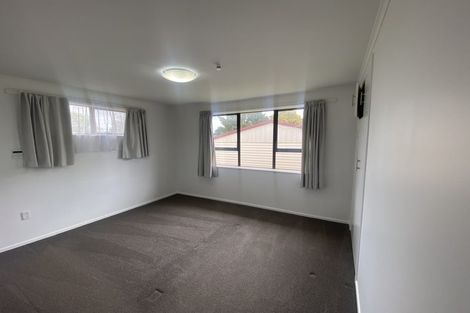 Photo of property in 11 Cosgrave Road, Papakura, 2110