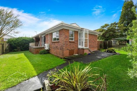 Photo of property in 2/27 Poinsettia Place, Henderson, Auckland, 0610