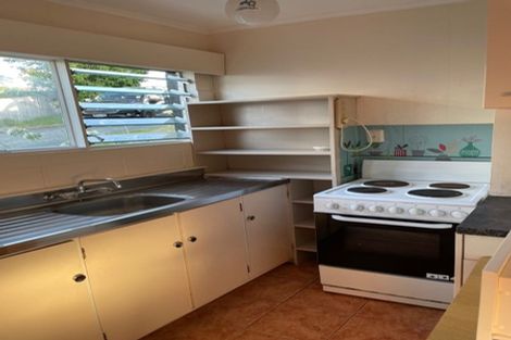 Photo of property in 3 Sunrise Avenue, Murrays Bay, Auckland, 0630