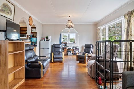 Photo of property in 78 Tararua Road, Levin, 5571