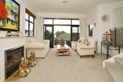 Photo of property in 7b Saint Andrews Terrace, St Andrews, Hamilton, 3200