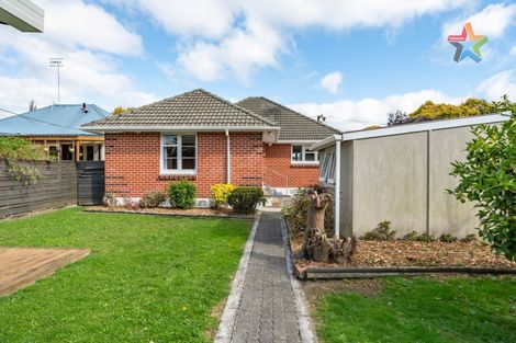 Photo of property in 9 The Square, Manor Park, Lower Hutt, 5019