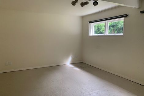 Photo of property in 62 Sylvan Crescent, Te Atatu South, Auckland, 0610