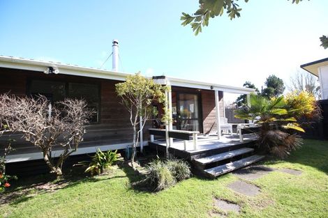 Photo of property in 107 Kenwood Drive, Matarangi, Whitianga, 3592