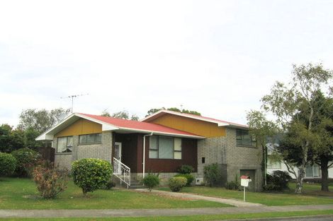 Photo of property in 46 Aniseed Grove, Timberlea, Upper Hutt, 5018