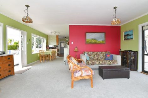 Photo of property in 202 Hibiscus Coast Highway, Red Beach, 0932