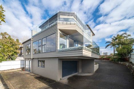 Photo of property in 41 Aberdeen Road, Castor Bay, Auckland, 0620