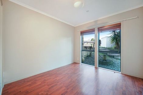 Photo of property in 42 Ysabel Crescent, The Gardens, Auckland, 2105