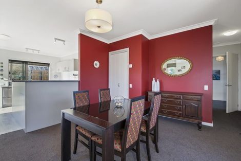 Photo of property in 12 Kestrel Lane, Kinloch, Taupo, 3377