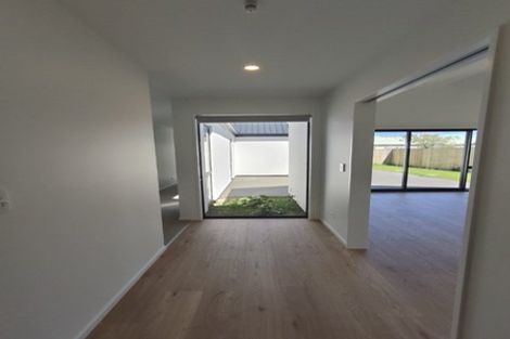 Photo of property in 21 Dray Place, Halswell, Christchurch, 8025