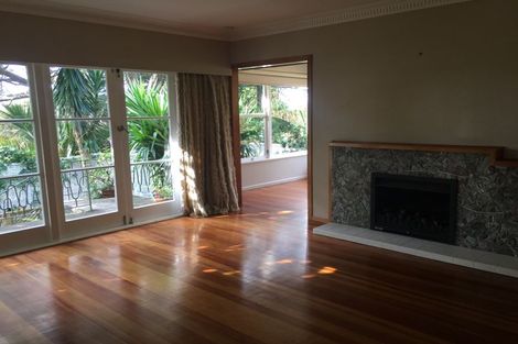 Photo of property in 525a Mount Albert Road, Three Kings, Auckland, 1042