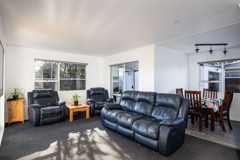Photo of property in 1/7 Brierley Place, Marfell, New Plymouth, 4310