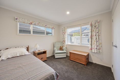 Photo of property in 66 Orotu Drive, Poraiti, Napier, 4112