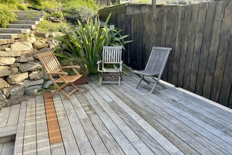 Photo of property in 171 Breaker Bay Road, Breaker Bay, Wellington, 6022